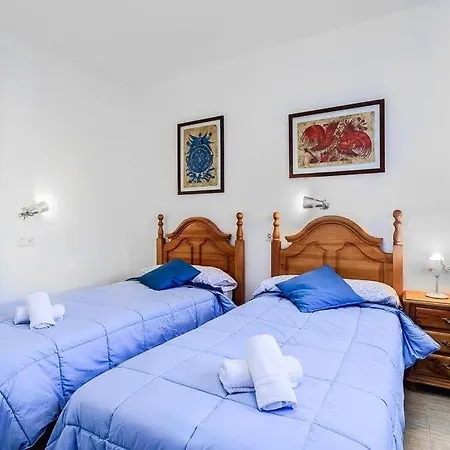 Villa Benamara Sleeps 6 Pool Air Con Wifi