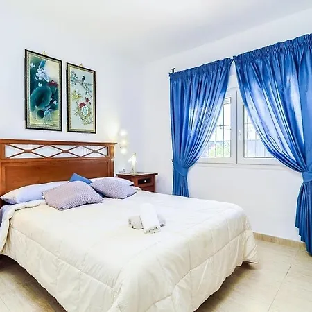 Villa Benamara Sleeps 6 Pool Air Con Wifi *